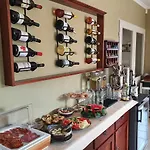 Hullam Bed & Breakfast