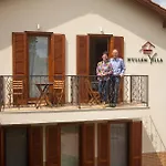 Hullam 4* Balatonmáriafürdő