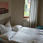 Hullám 4*
