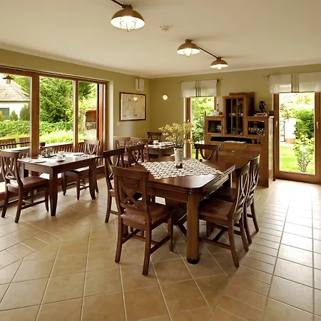 Bed and breakfast Hullám 4*