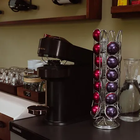 胡拉姆别墅住宿加早餐旅舍 4* Balatonmáriafürdő