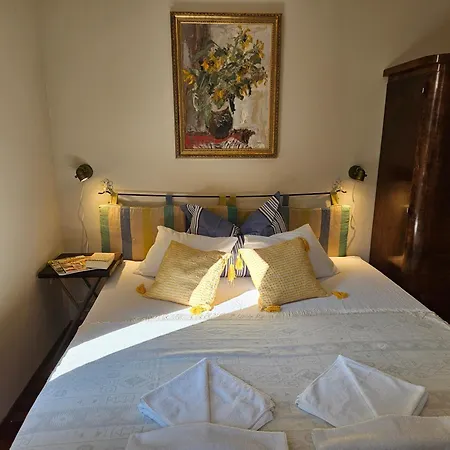 Hullam Bed & Breakfast