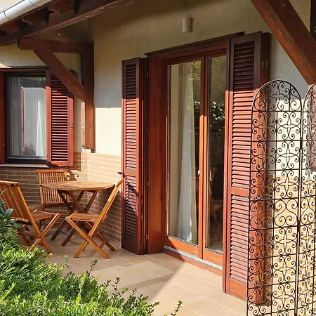Hullam 4* Balatonmariafurdo