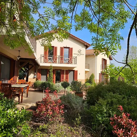Bed & Breakfast Hullam Balatonmáriafürdő