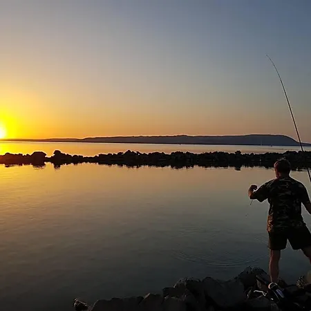 Hullam 4* Balatonmariafurdo