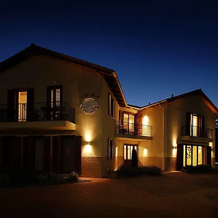 Bed & Breakfast Hullam Balatonmariafurdo