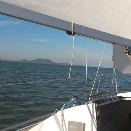 Hullam Balatonmariafurdo