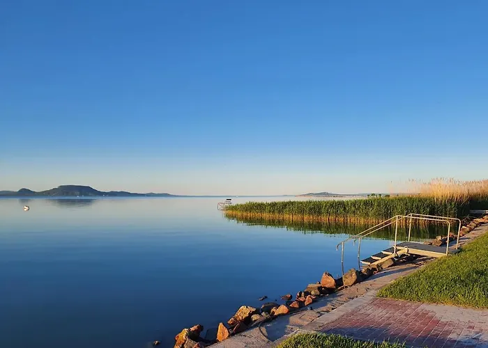 Bed & Breakfast Hullam Balatonmáriafürdő