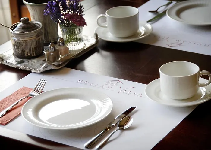 Bed & Breakfast Hullam 4*