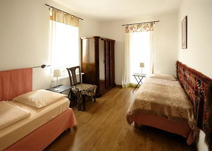 Hullam Bed & Breakfast