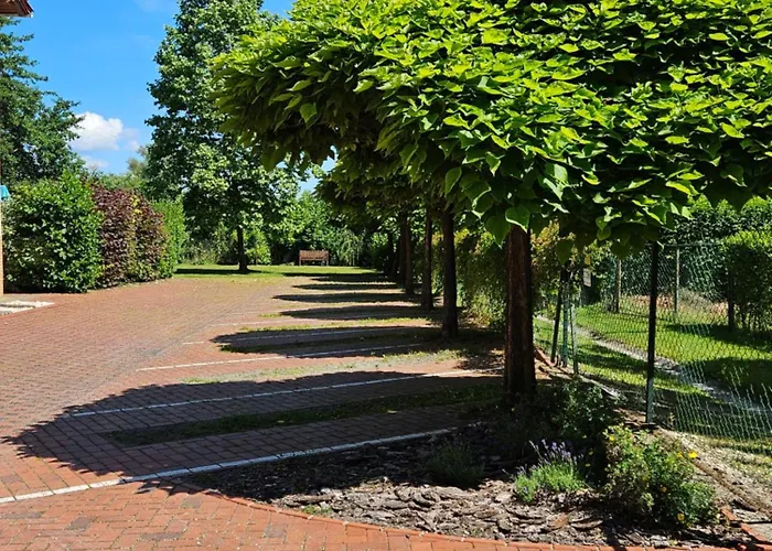 Hullam 4* Balatonmáriafürdő