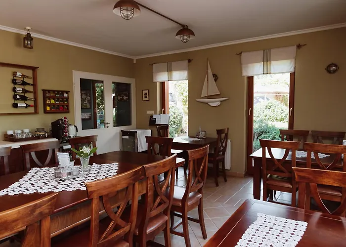 Bed & Breakfast Hullam 4*