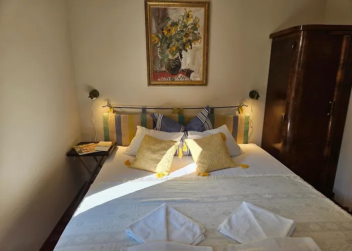 Hullam Bed & Breakfast