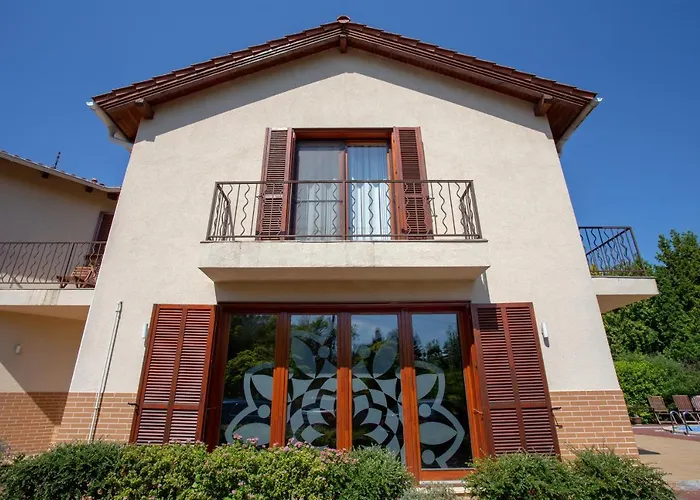 Hullam Balatonmáriafürdő