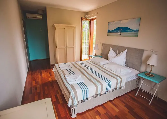 B&B Hullam Balatonmáriafürdő